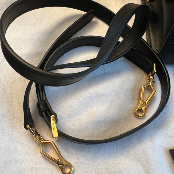 Prada Saffiano leather large shoulder tote bag - Picture 11 of 11